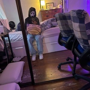 Meet your Posher, Hector